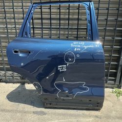 2011 - 2018 Porsche Cayenne Rear Passenger Side Door OEM