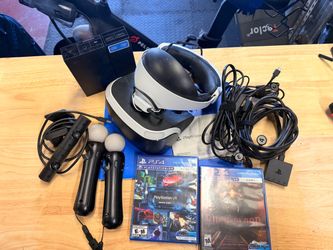 PlayStation VR Headset Bundle with Move Controllers
