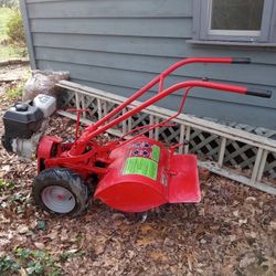 Troy-Bilt Horse Rear Tine Tiller 