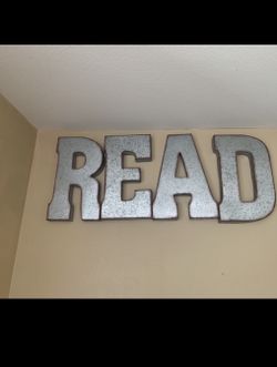Wall letters