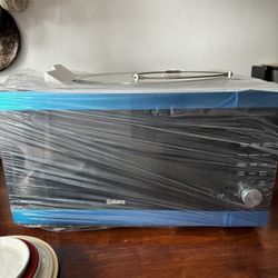 Galanz Microwave 2.2 Cu. Ft. 1250W