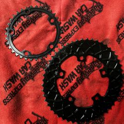 Absolute Black Oval Chainring