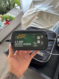 🔋 3 Genuine Battery Tender® 4.5 Amp Smart Battery Charger & Maintainer – Like New! 🔋