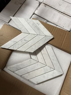 Carrata Chevron Style Tile 