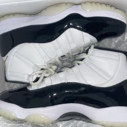 AIR JORDAN 11 RETRO