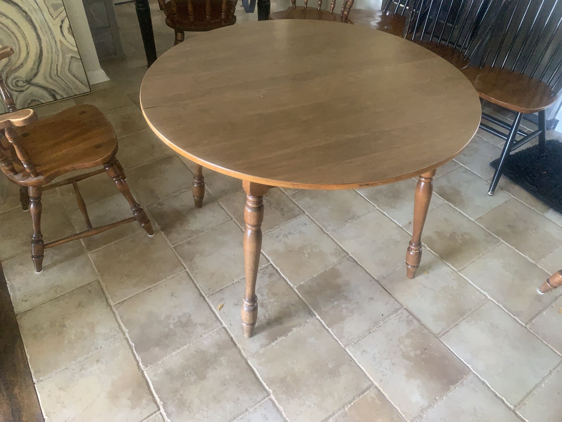 Great Kitchen Table - Expands