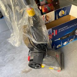Bissell- Carpet Cleaer