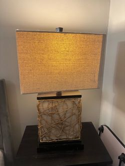 Table lamp