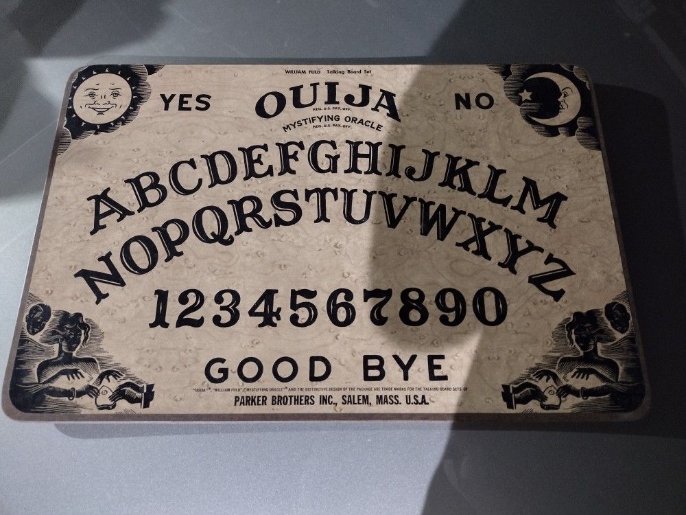 1960's Vintage Ouija Board