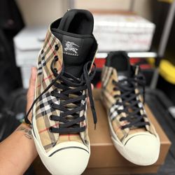 Burberry High Tops Converse Style 