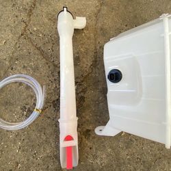 Factory Style Windshield Washer Fluid Reservoir Assembly Compatible with 1999-2003[ RX300] with Fluid Level Sensor Conjunto de depósito de líquido lav