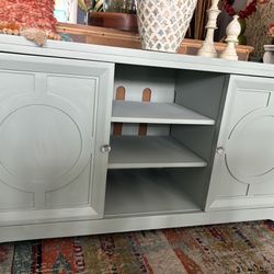 CUTE SAGE TV STAND AT PICKY PINCHERS 5280 SEMINOLE BLCD ST PETE OPEN NOON TO 6pm FREE DELIVERY 