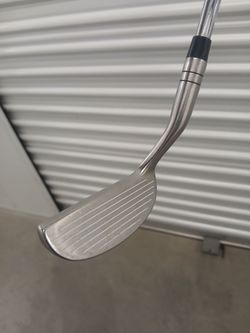 Golf chipper rh $30firm