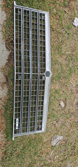a grill for Malibu or El Camino 78