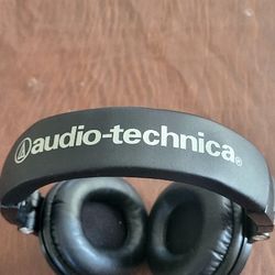 Lightly Used Audio Technica ATH-M50x