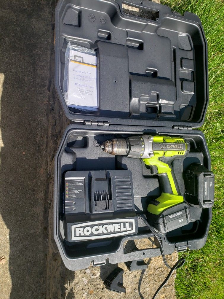 ROCKWELL Cordless Drill 2 Batteries And Charger