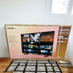 HD299 65” Samsung smart 4k led Uhd tv floor model 