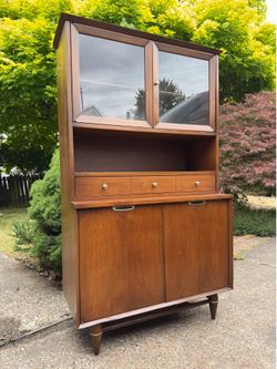 Mid century vintage walnut hutch