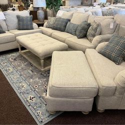 🦋Brand New ▪️ $19 Down Payment Finance ▪️▪️Traemore Sofa , Loveseat , Oversized Chair and Ottoman