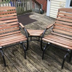 WOODEN GLIDER BENCH
