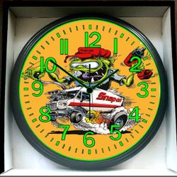 Snap-on Tool Box Tools Garage Shop Glow In The Dark Wall Clock New!