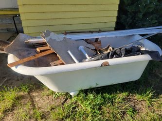 1920s cast iron bathtub