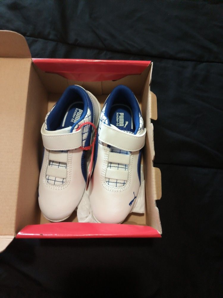 Boy Puma Shoes Size 10