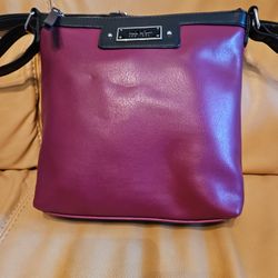 Woman's Shoulder Bag