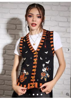 Disney new fits women’s Medium