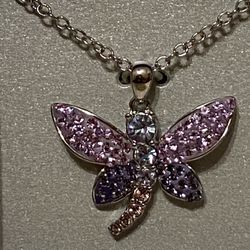 Dragonfly Necklace On Silver tone Chain.  Children 15 And Under