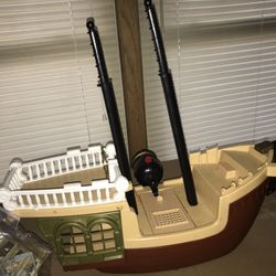 Vintage Fisher Price Great Adventures Pirate Ship