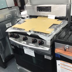 New Scratch And Dent Samsung 5 Burner Gas Stainless Steel Range. 1 Year Warranty 