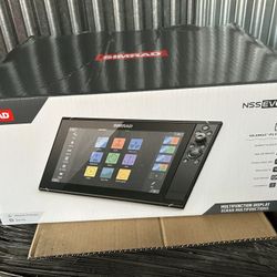Simrad NSS12 Evo3S Chartplotter GPS Fishfinder – Pantalla 12” nuevo