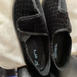 Diabetic black suede shoes w/large toe box size9W & suede mule black size 9W