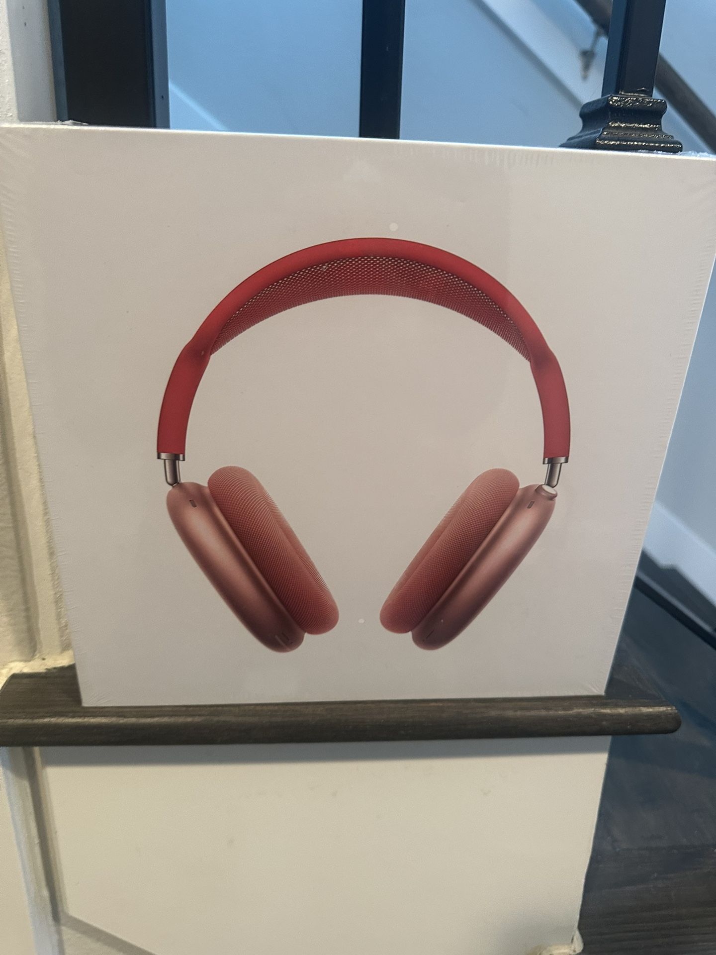 Red airpod maxes