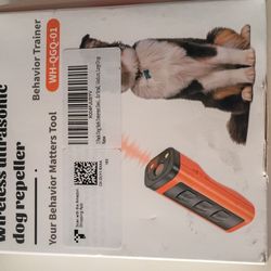 Wireless ultrasonic dog repeller behavior trainer
