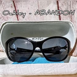Oakley Abandon black sunglasses