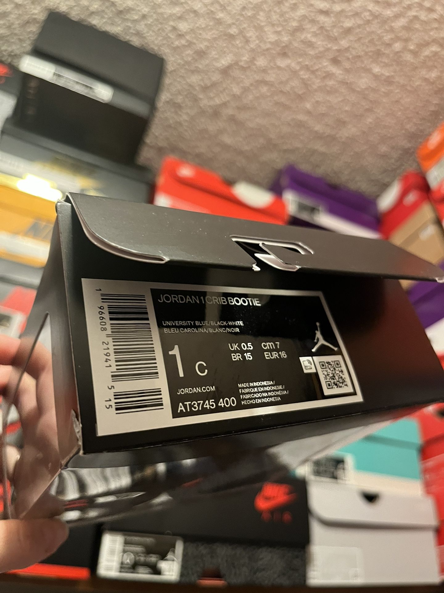 JORDAN 1 CRIB BOOTIE