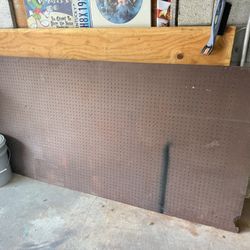 peg board