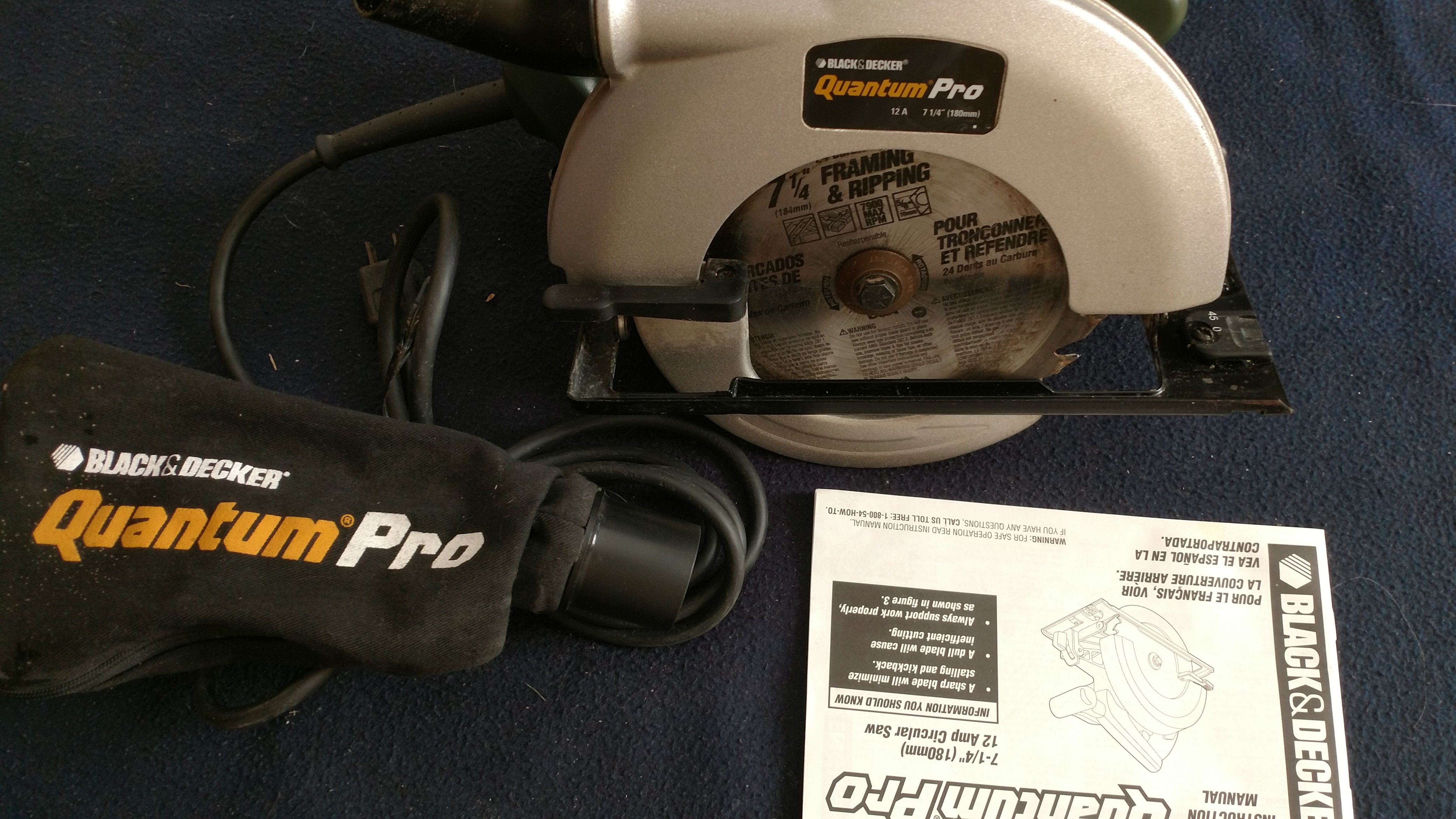 Black and Decker Quantum Circular Saw with saw blade