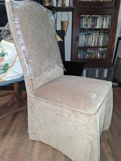 Dining chair