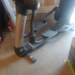 Elliptical Machine Life Fitness 95x Free