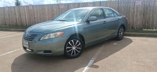 Toyota Camry Sedan