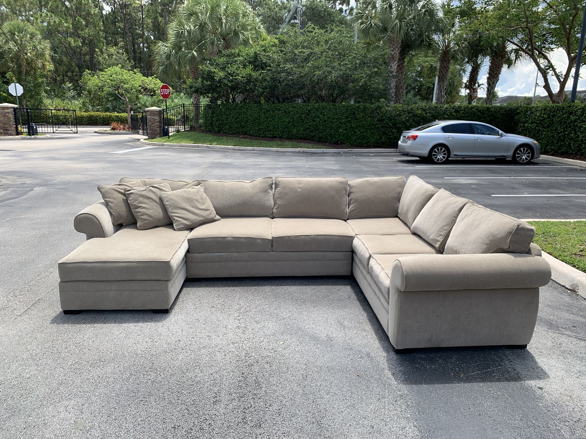 Sectional Sofa/Couch - Beige - Fabric - Delivery Available 🚛