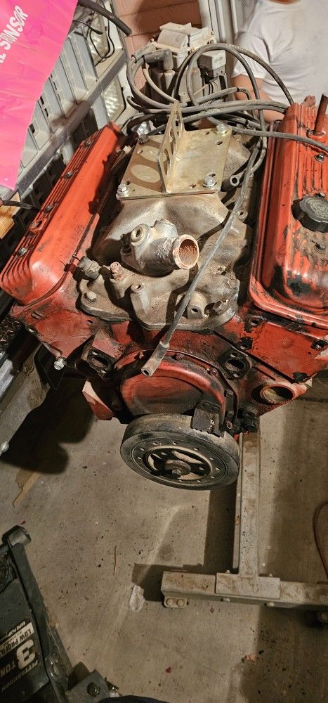 Chevy three 350 Engine
