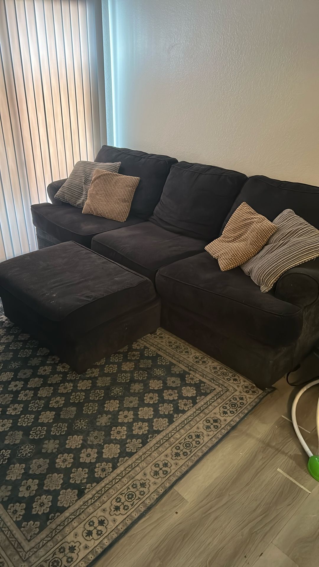 Good Couch And Autumn For Free!