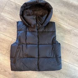 Xs Black alo Vest Includes Hoodie
