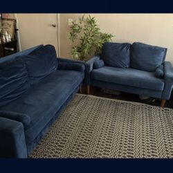 FREE Blue Couches!! 🛋️