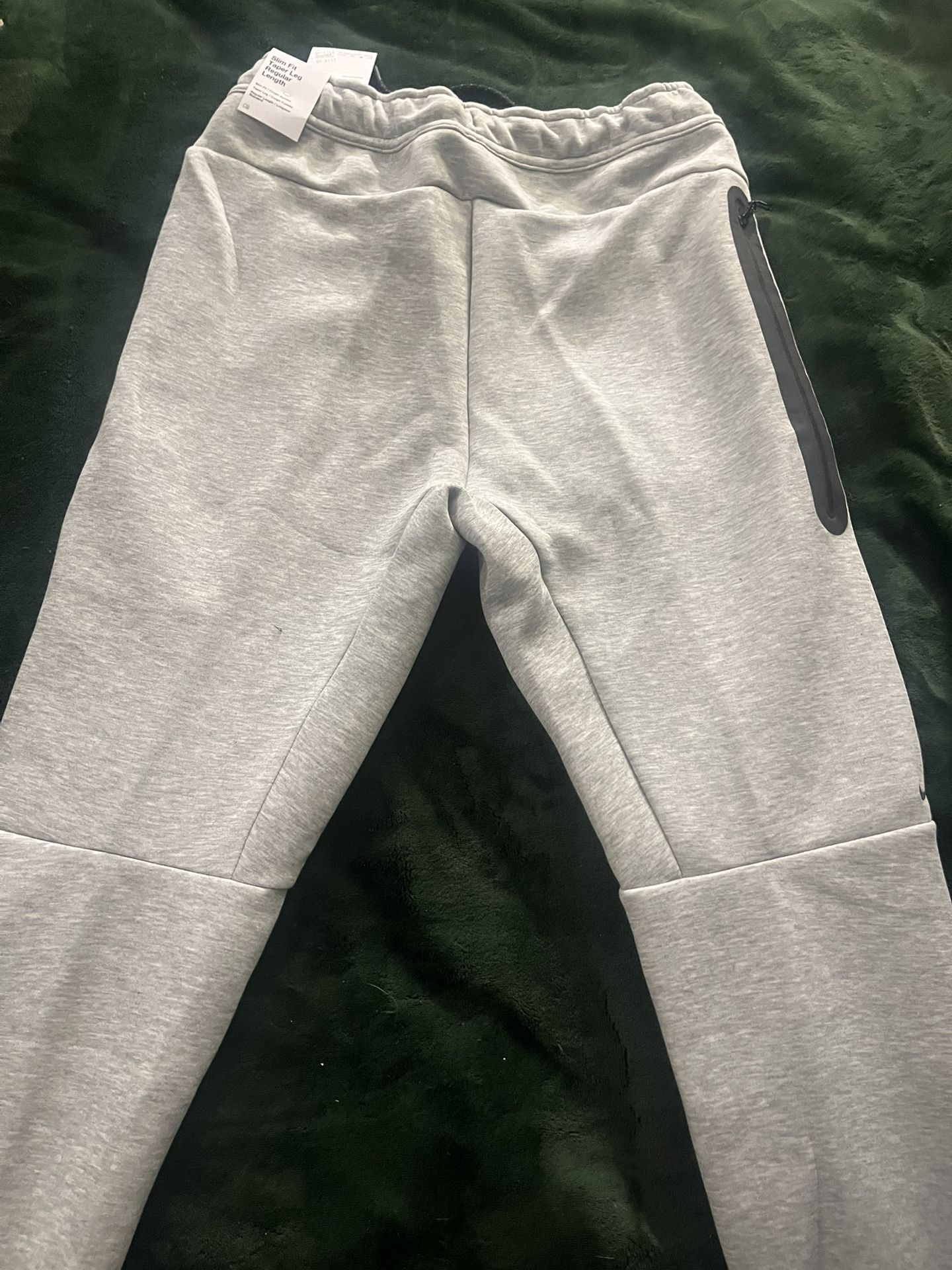 Nike Tech Pants Grey