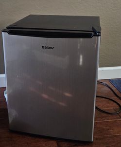 Galanz Mini Fridge Stainless Steel
